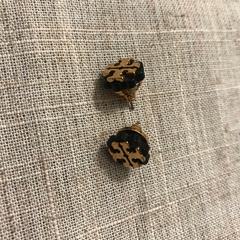 Tory Burch earring